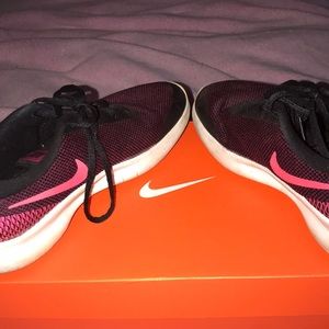 Nike :women’s Nike free run 2018GPX RS